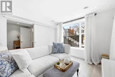 526 Edison Avenue Ottawa ON K2A 3Y5