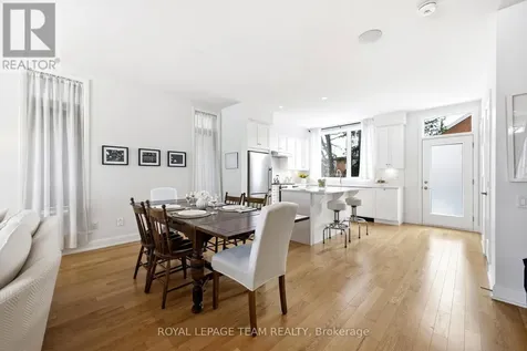 526 Edison Avenue Ottawa ON K2A 3Y5