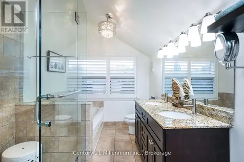 160 Grand Cypress Lane Blue Mountains ON L9Y 0K8