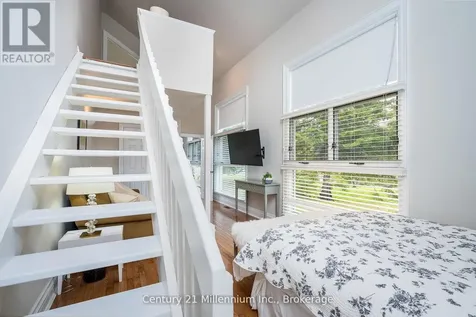 160 Grand Cypress Lane Blue Mountains ON L9Y 0K8