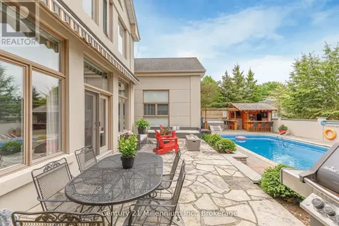 160 Grand Cypress Lane Blue Mountains ON L9Y 0K8