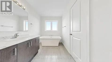 1099 Cameo Street Pickering ON L1V 1N8