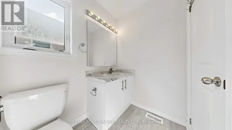 1099 Cameo Street Pickering ON L1V 1N8