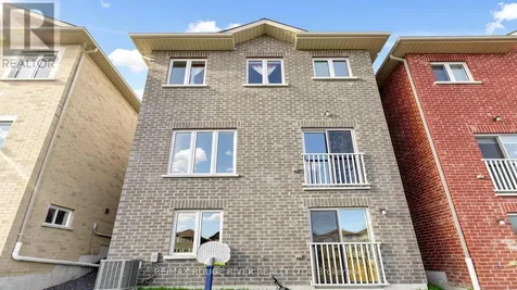 1099 Cameo Street Pickering ON L1V 1N8