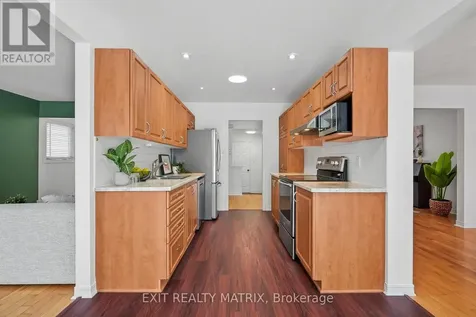 727 Brome Crescent Ottawa ON K4A 3G8