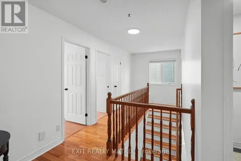 727 Brome Crescent Ottawa ON K4A 3G8