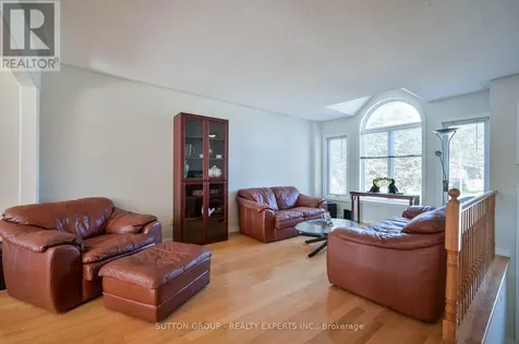 12 Langevin Drive Wasaga Beach ON L9Z 1C6