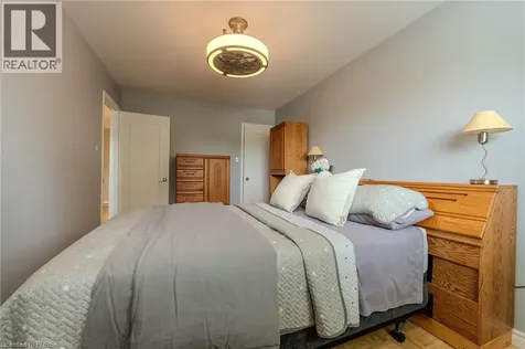 7163 Fayette Circle Mississauga ON L5N 1Y5