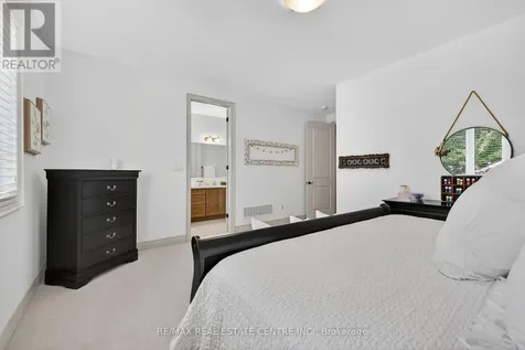 53 Anderson Avenue Mono ON L9W 6T2