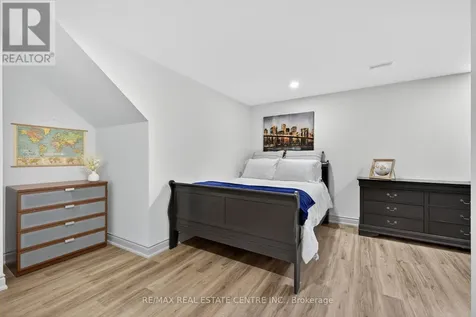 53 Anderson Avenue Mono ON L9W 6T2