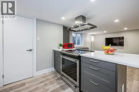 543 Dunbar Road South Kitchener ON N2M 2X1