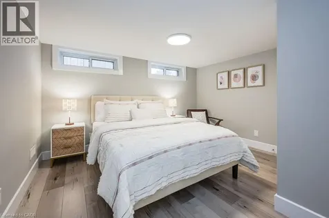 543 Dunbar Road South Kitchener ON N2M 2X1