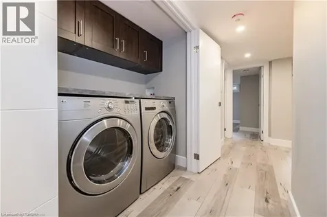 543 Dunbar Road South Kitchener ON N2M 2X1