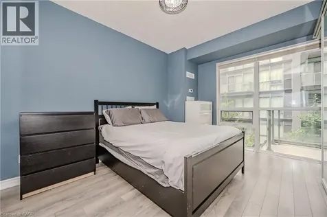 15 James Finlay Way Toronto ON M3M 0B3