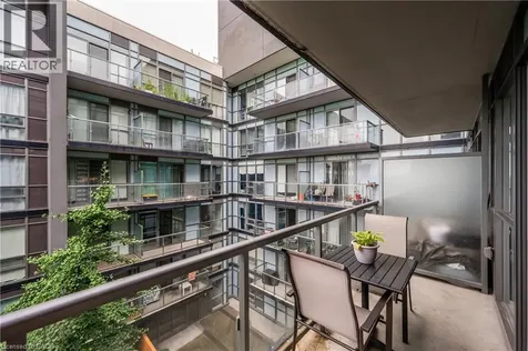 15 James Finlay Way Toronto ON M3M 0B3