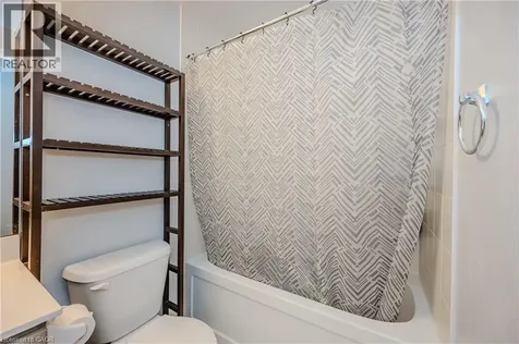 15 James Finlay Way Toronto ON M3M 0B3