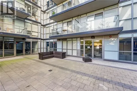 15 James Finlay Way Toronto ON M3M 0B3