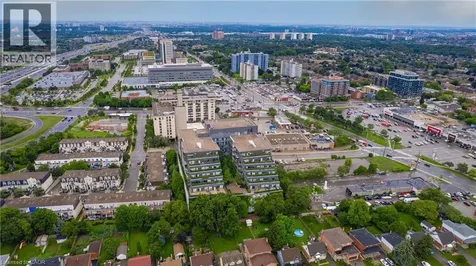15 James Finlay Way Toronto ON M3M 0B3