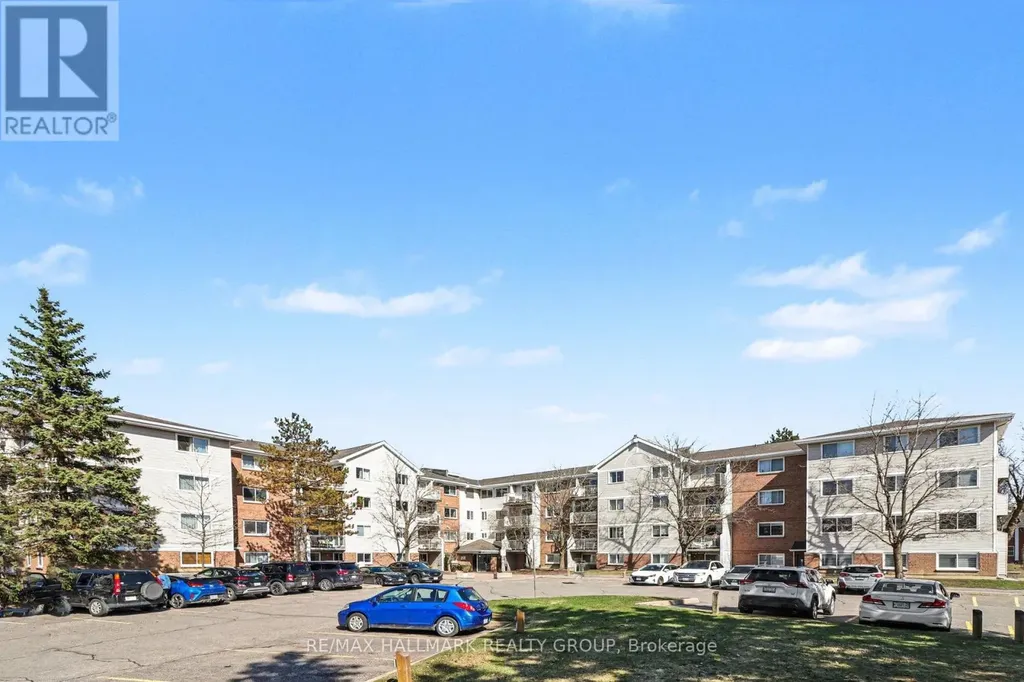 280 Brittany Drive Ottawa ON K1K 4M4