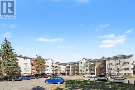 280 Brittany Drive Ottawa ON K1K 4M4