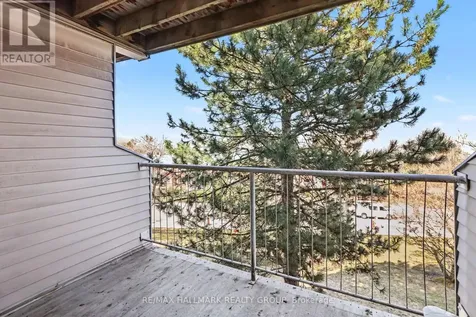 280 Brittany Drive Ottawa ON K1K 4M4