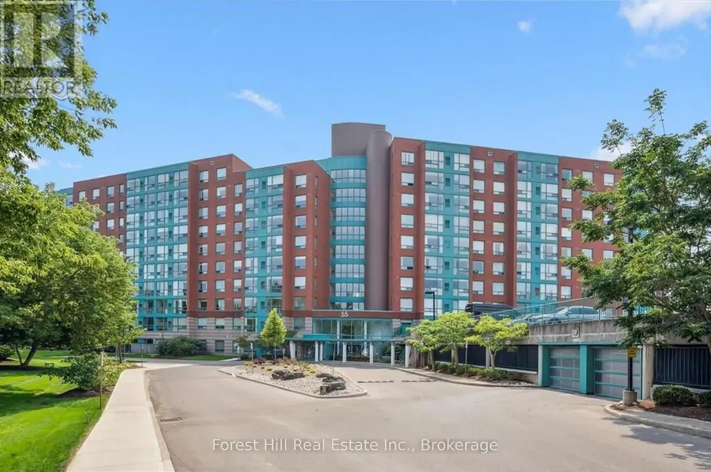 55 Blue Springs Drive Waterloo ON N2J 4T3