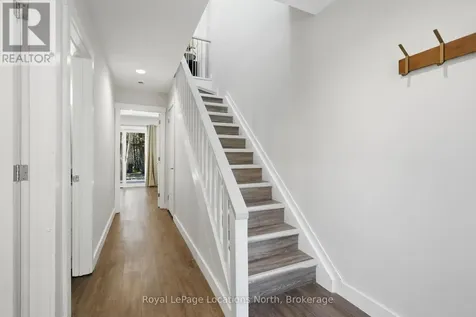 14 Dawson Drive Collingwood ON L9Y 5B4