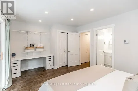14 Dawson Drive Collingwood ON L9Y 5B4