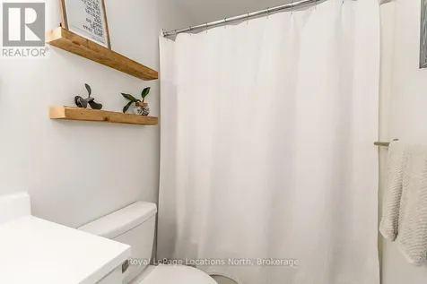 14 Dawson Drive Collingwood ON L9Y 5B4