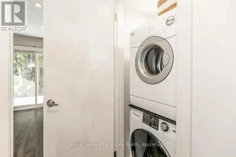 14 Dawson Drive Collingwood ON L9Y 5B4