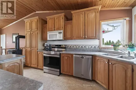 18604 Mcgillivray Road South Glengarry ON K0C 1S0