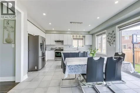 99 Mcknight Avenue Waterdown ON L8B 0T8