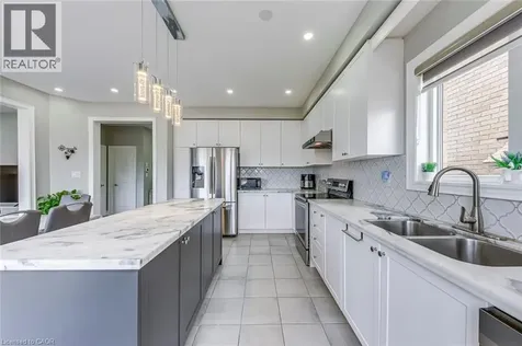 99 Mcknight Avenue Waterdown ON L8B 0T8
