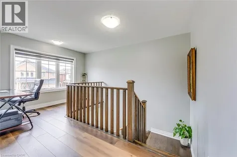 99 Mcknight Avenue Waterdown ON L8B 0T8