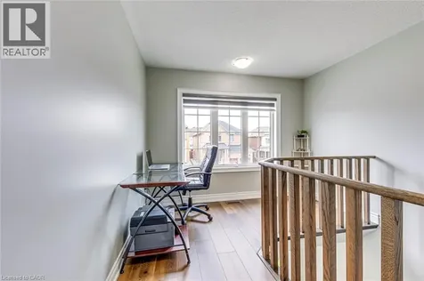 99 Mcknight Avenue Waterdown ON L8B 0T8