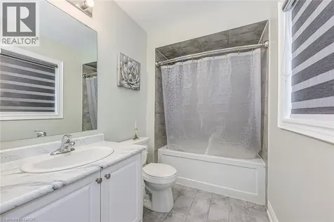 99 Mcknight Avenue Waterdown ON L8B 0T8