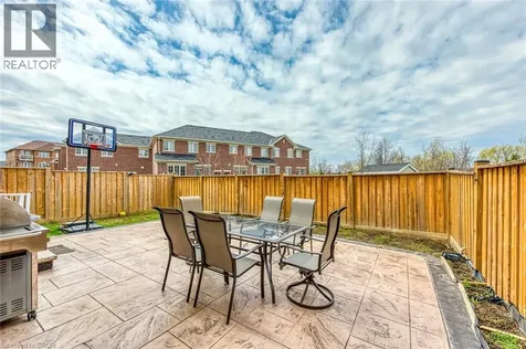 99 Mcknight Avenue Waterdown ON L8B 0T8
