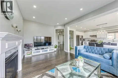 99 Mcknight Avenue Waterdown ON L8B 0T8