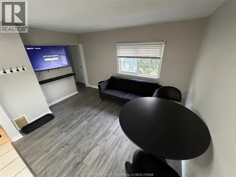 600 Park Street West Windsor ON N9A 5V6