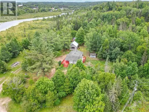525 Maple Road Bonfield ON P0H 1E0