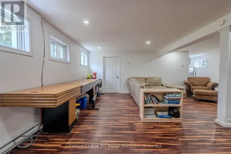525 Maple Road Bonfield ON P0H 1E0