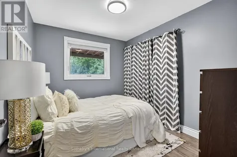 79 Caroline Street West Clearview ON L0M 1G0