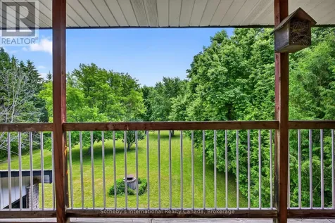 79 Caroline Street West Clearview ON L0M 1G0
