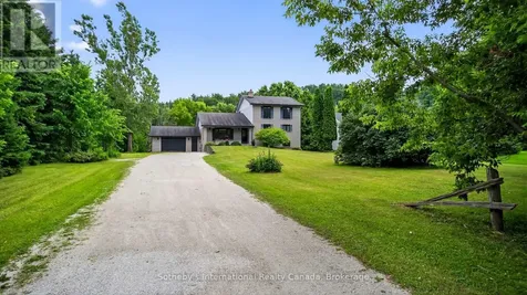 79 Caroline Street West Clearview ON L0M 1G0