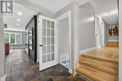 79 Caroline Street West Clearview ON L0M 1G0
