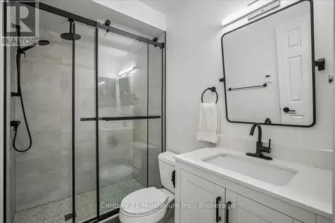 33 Slalom Gate Road Collingwood ON L9Y 5A9