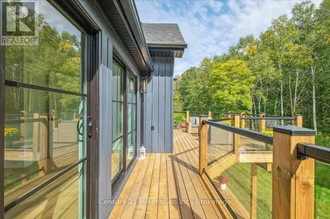 33 Slalom Gate Road Collingwood ON L9Y 5A9