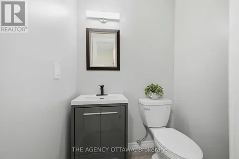 299 Thomas Street Carleton Place ON K7C 4B8
