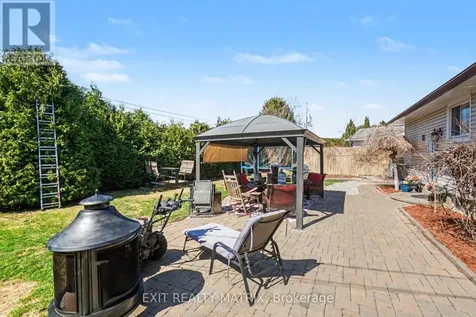 1402 Jamison Avenue Ottawa ON K1E 1J5
