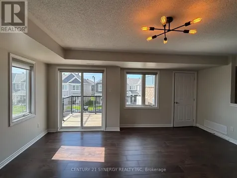 2240 Watercolours Way Ottawa ON K2J 6L3